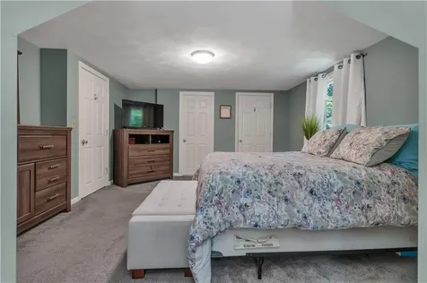 27 Fairway Drive North Kingstown RI 02852
