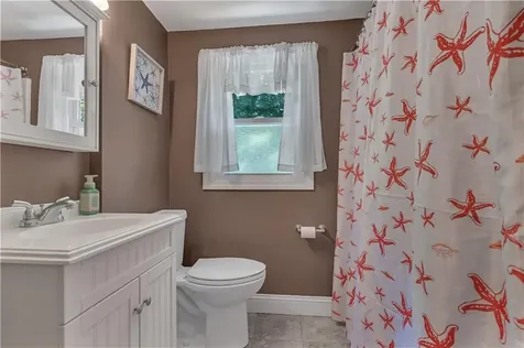 27 Fairway Drive North Kingstown RI 02852