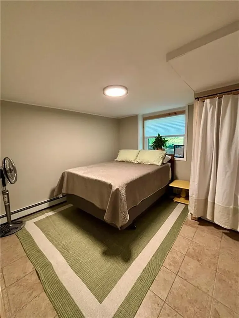 000 Oakwoods Drive South Kingstown RI 02879