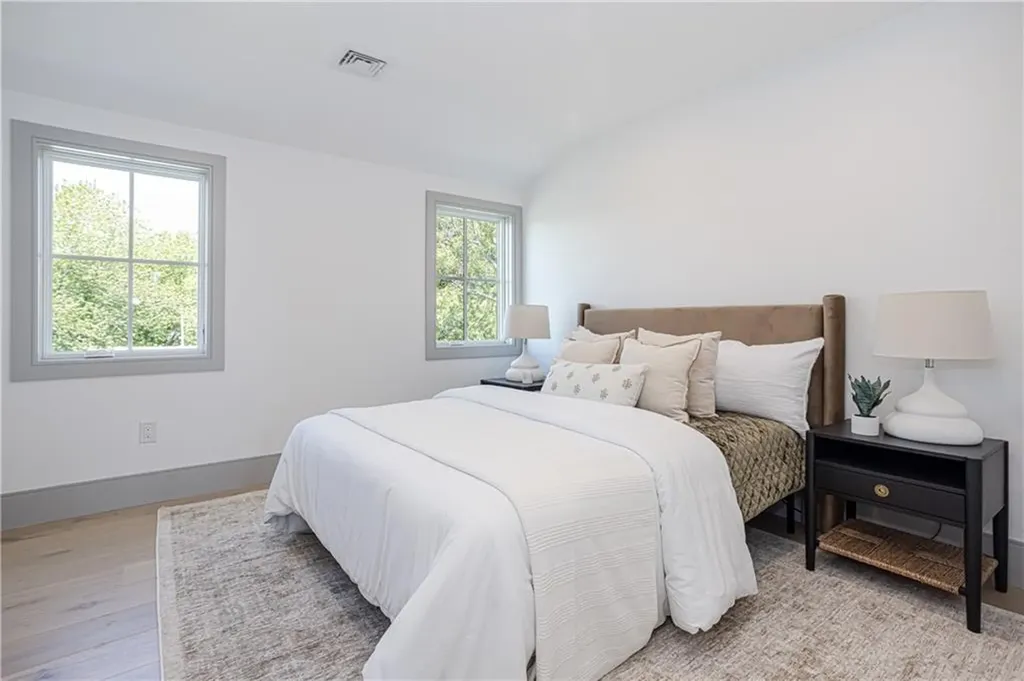 157 Ellery Avenue Middletown RI 02842