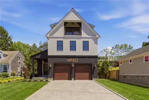 157 Ellery Avenue Middletown RI 02842