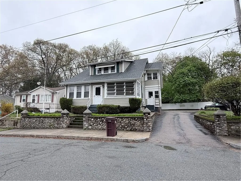 154 Saint Agnes Avenue Woonsocket RI 02895