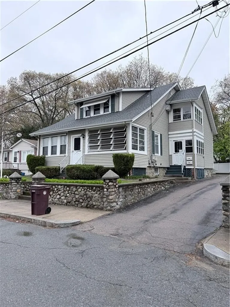 154 Saint Agnes Avenue Woonsocket RI 02895