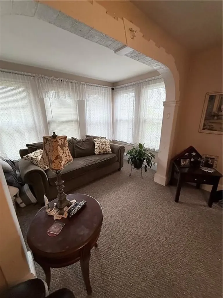 154 Saint Agnes Avenue Woonsocket RI 02895