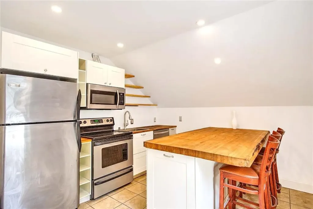 73 Child Street Warren RI 02885
