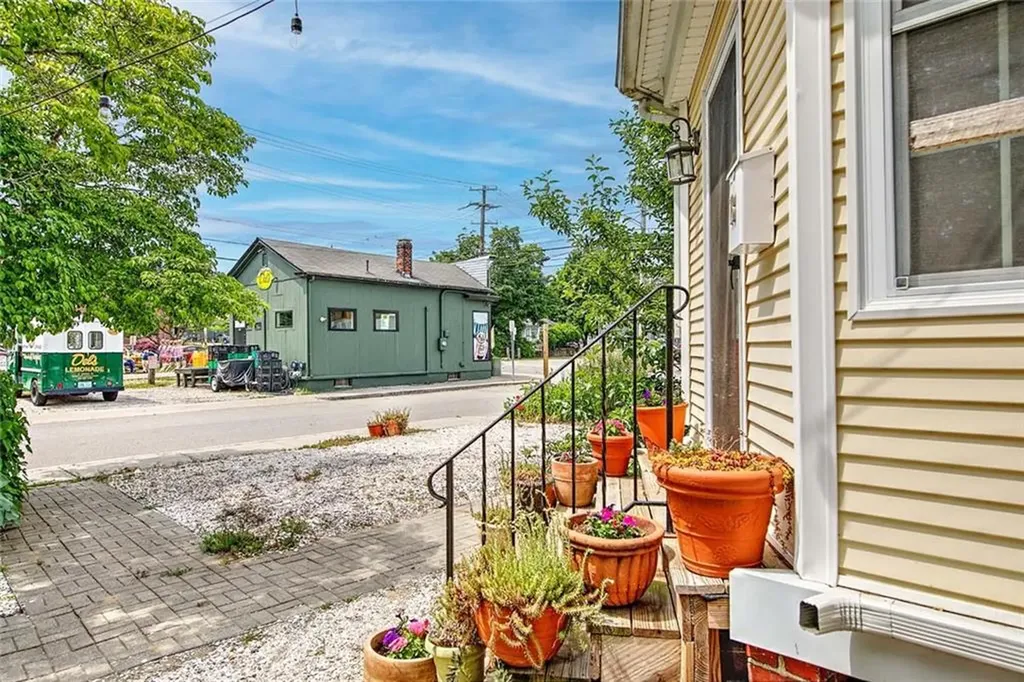 73 Child Street Warren RI 02885