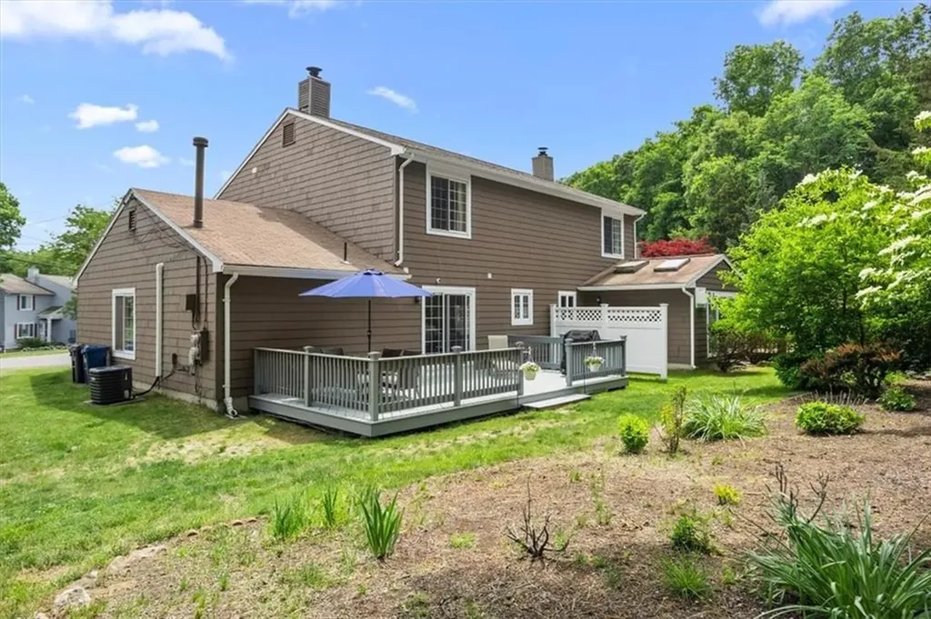 7 Eagle Run Warwick RI 02818