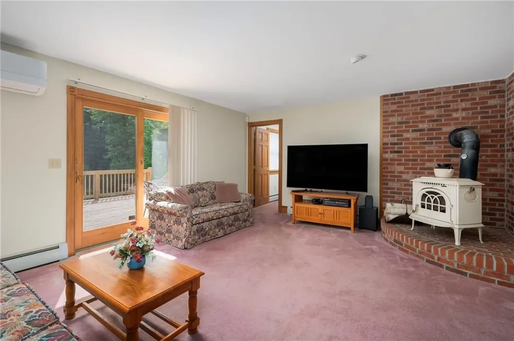 310 Plain Road West Greenwich RI 02817