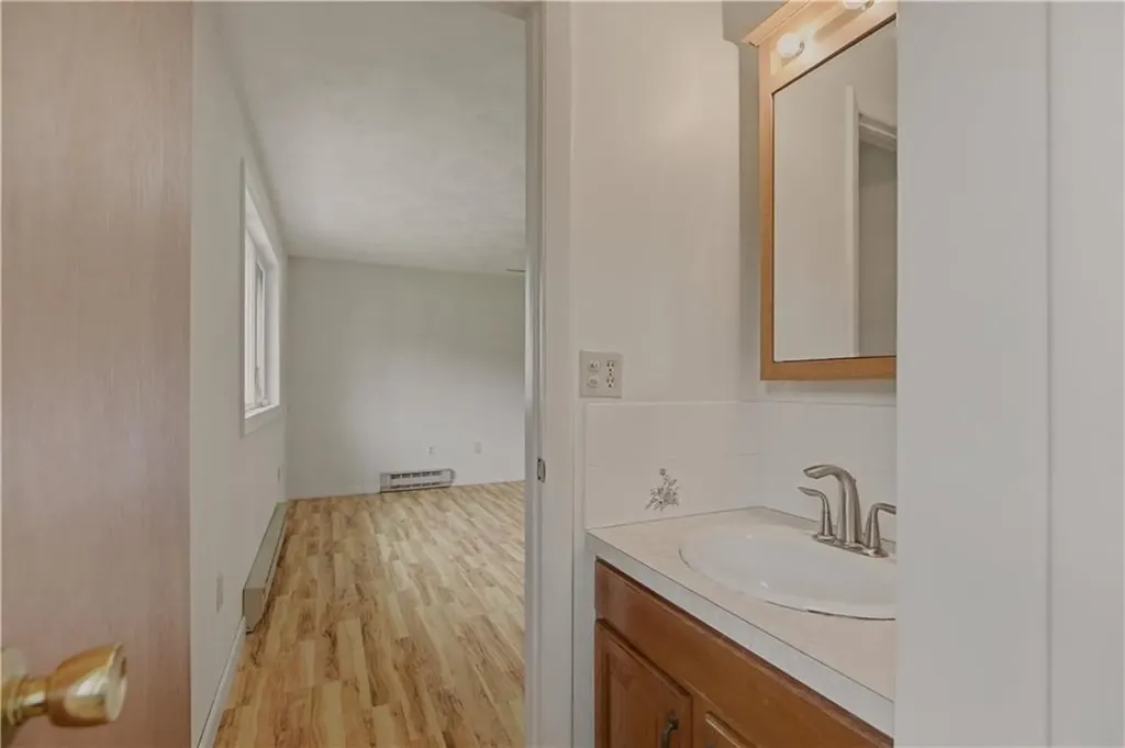 13 Fox Run Portsmouth RI 02871
