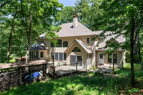 7 Kings Row Cumberland RI 02864