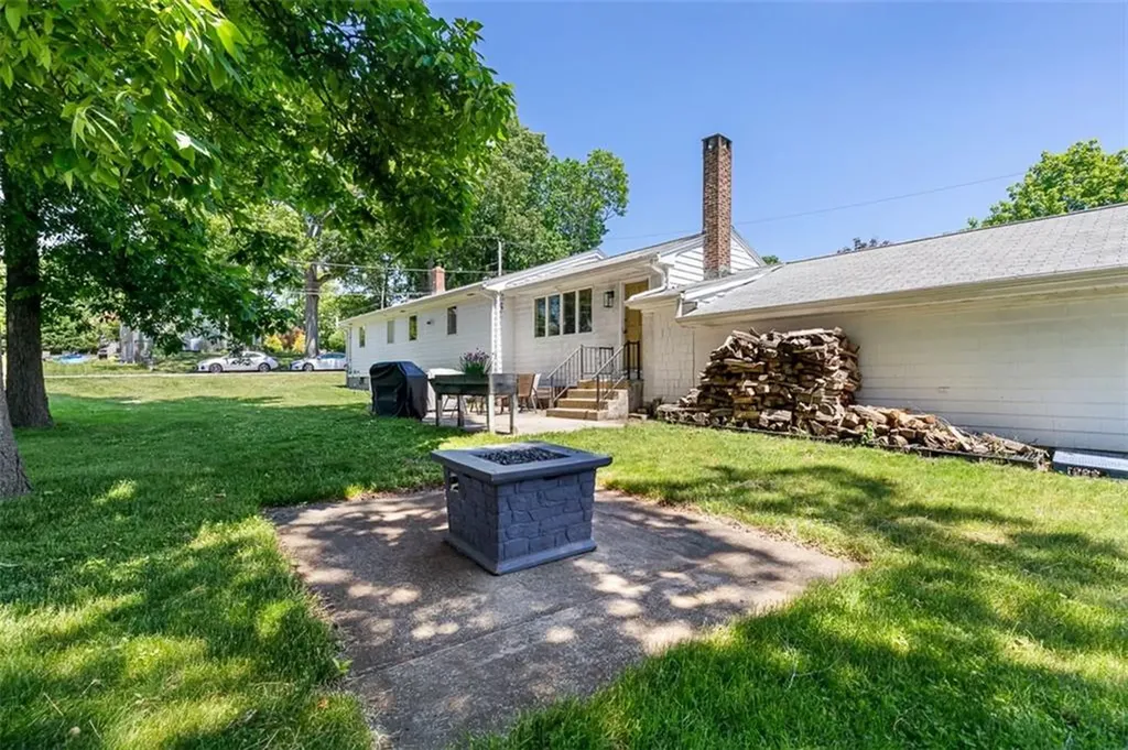 20 Terrace Avenue Cumberland RI 02864