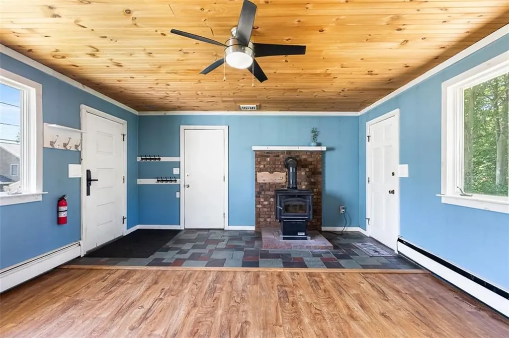 20 Terrace Avenue Cumberland RI 02864