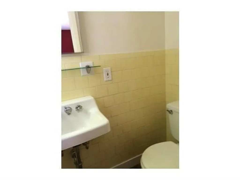 39 Juniper Drive Hopkinton RI 02804