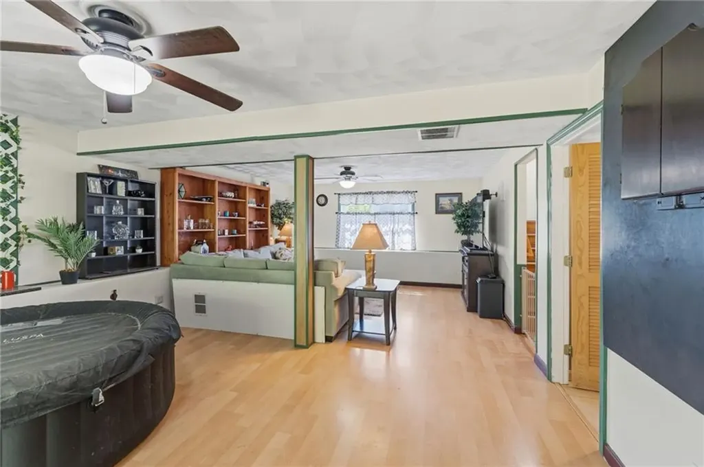 199 Winthrop Street Woonsocket RI 02895