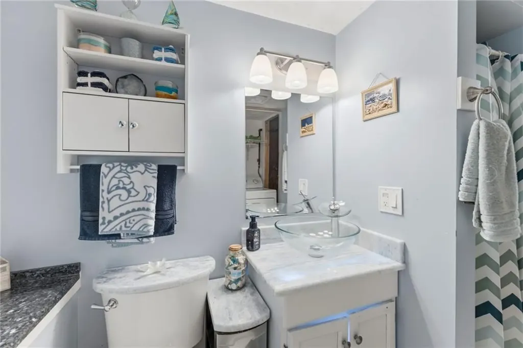 199 Winthrop Street Woonsocket RI 02895
