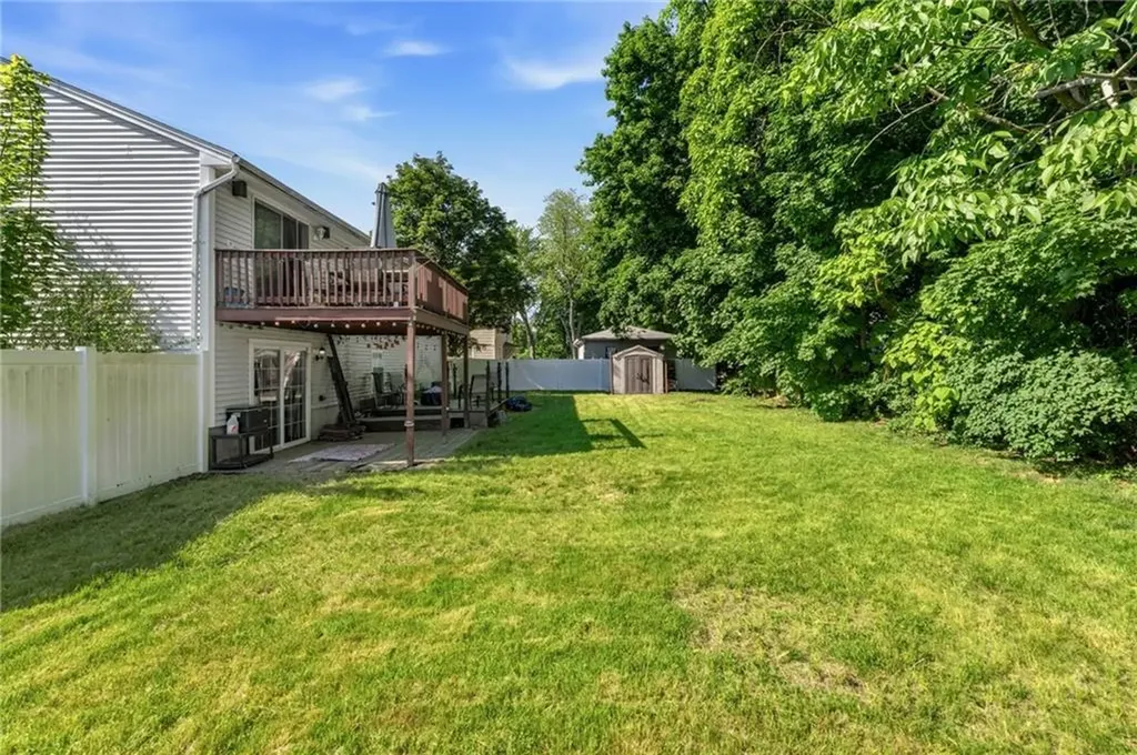 199 Winthrop Street Woonsocket RI 02895