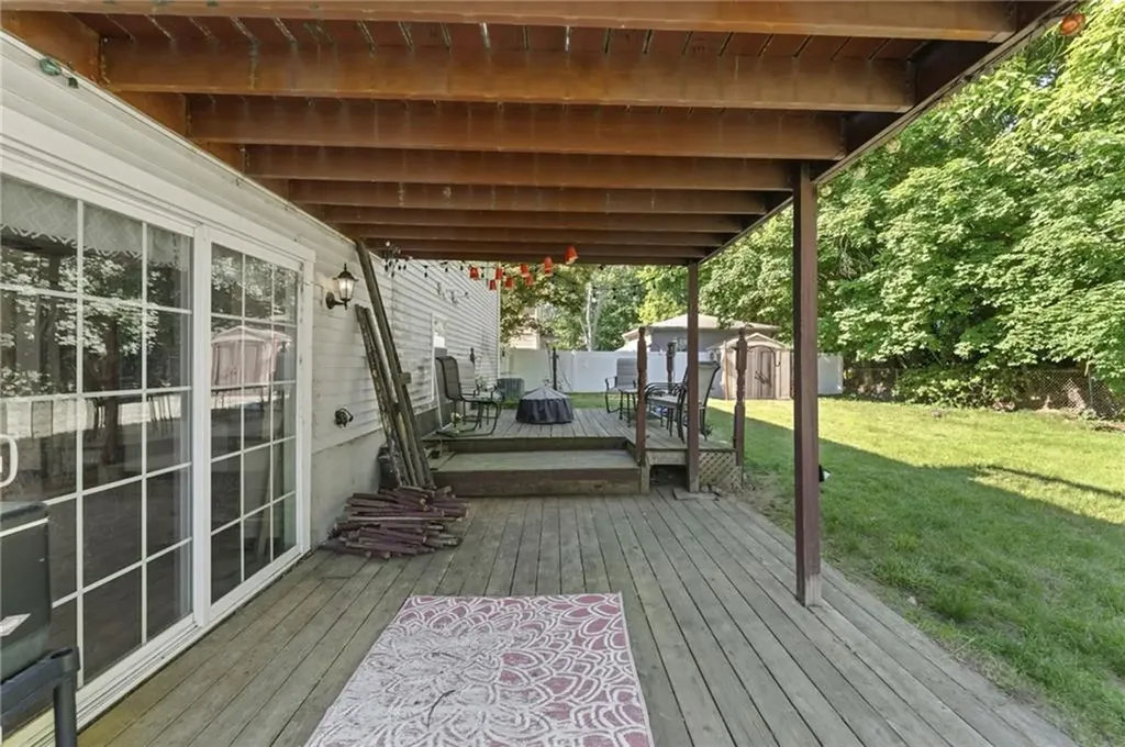 199 Winthrop Street Woonsocket RI 02895