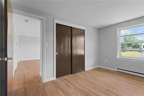 32 Prince Henry Avenue Portsmouth RI 02871