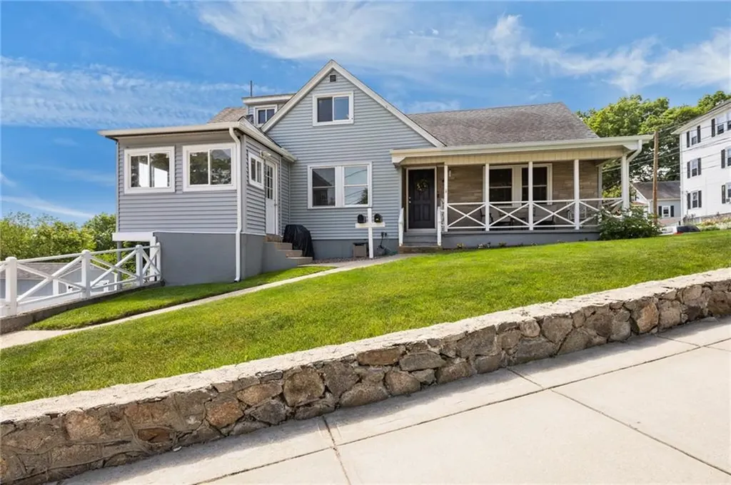 154 Mount Saint Charles Avenue Woonsocket RI 02895