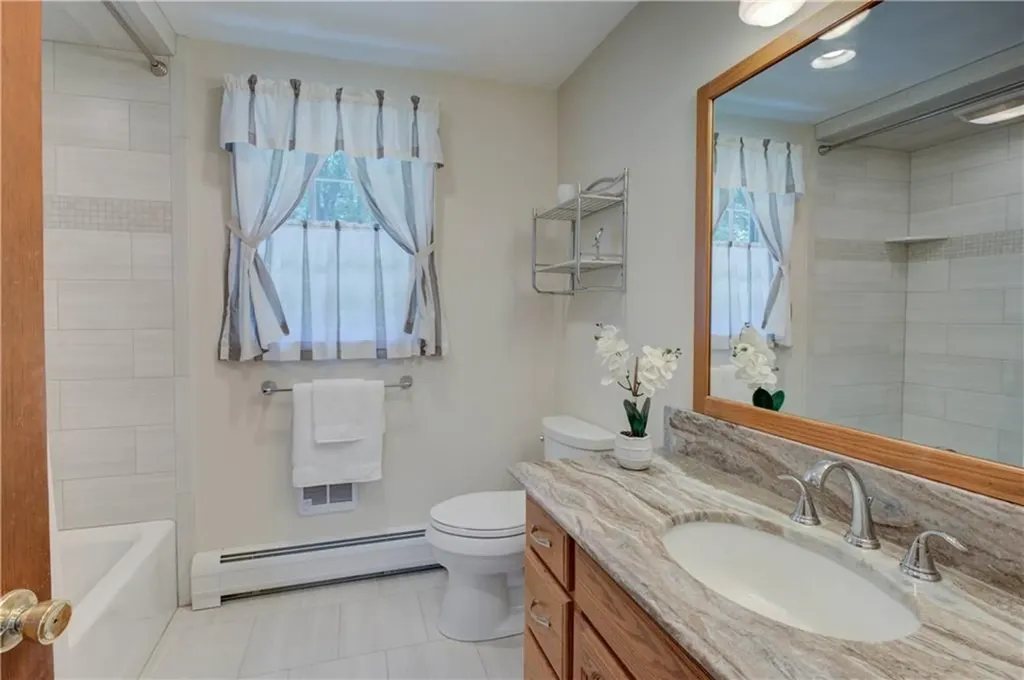 1420 Diplomat Drive East Greenwich RI 02818