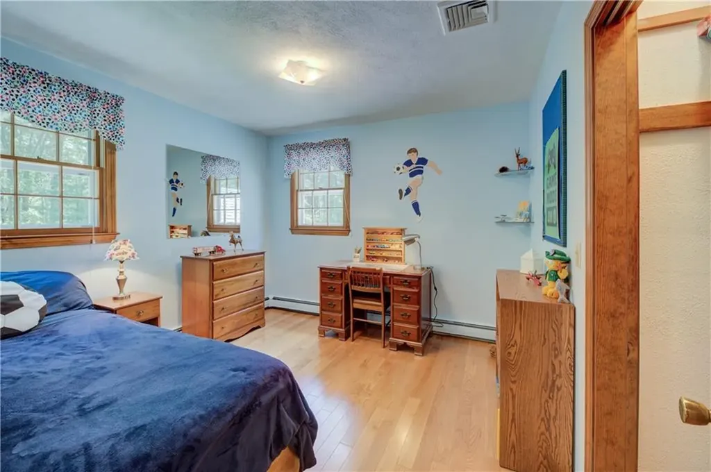 1420 Diplomat Drive East Greenwich RI 02818
