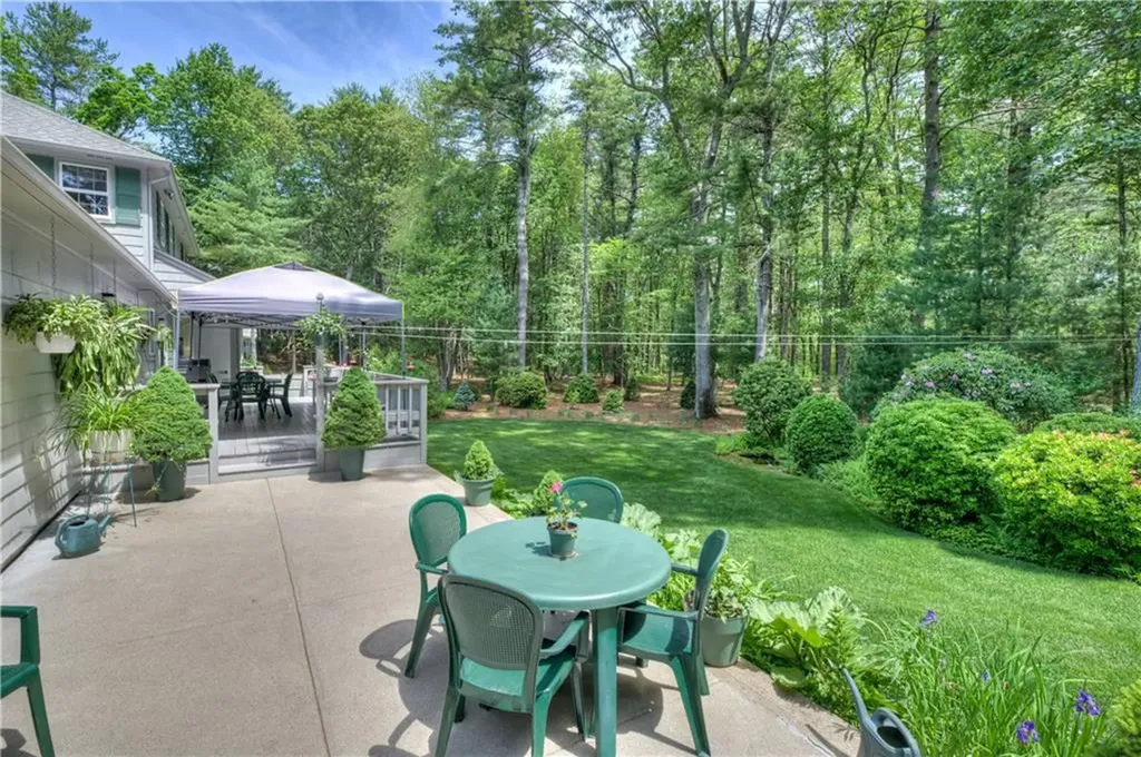 1420 Diplomat Drive East Greenwich RI 02818