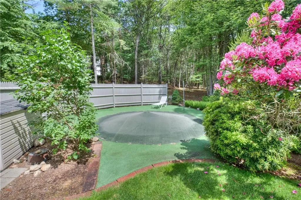 1420 Diplomat Drive East Greenwich RI 02818