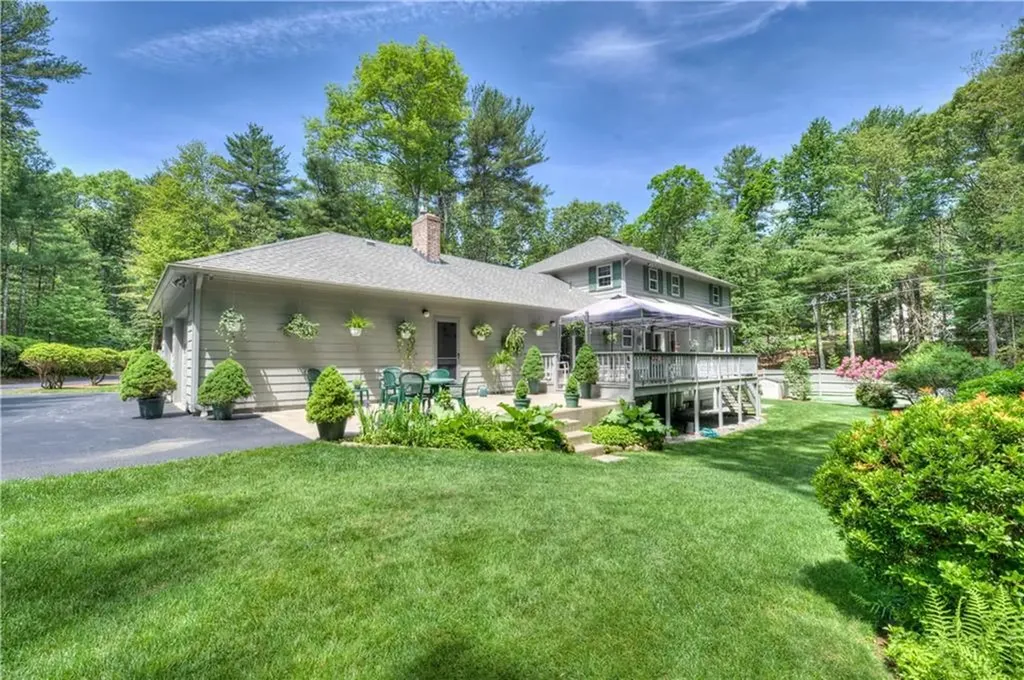 1420 Diplomat Drive East Greenwich RI 02818