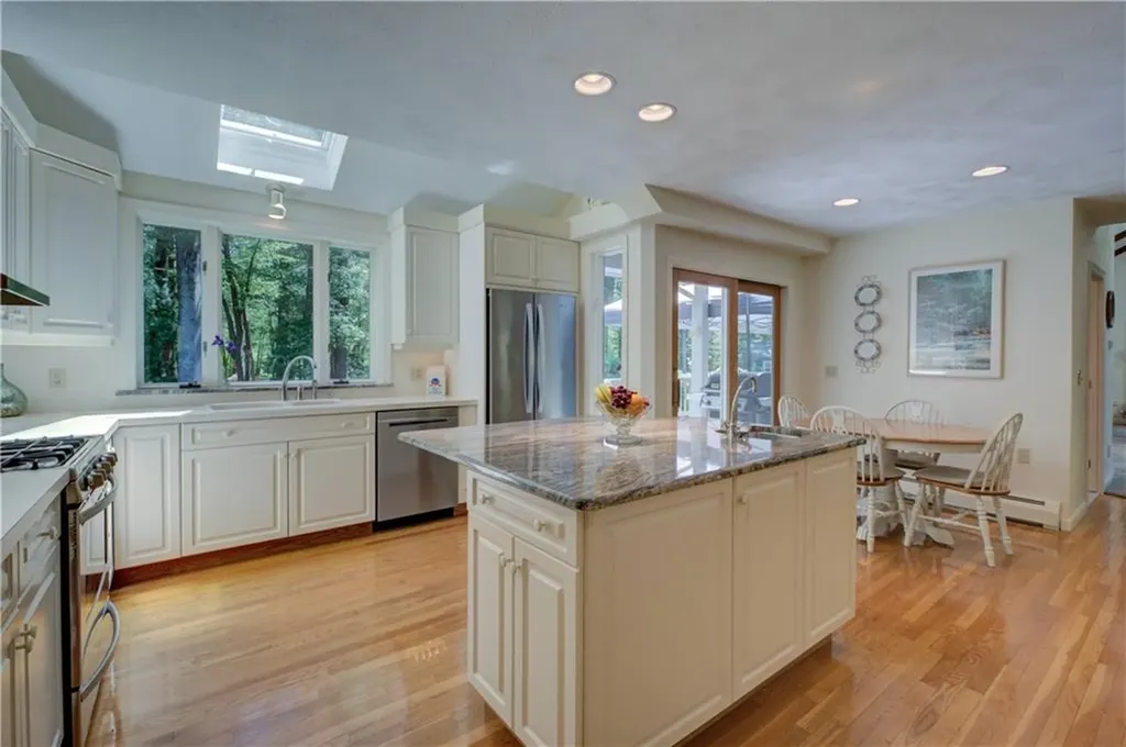 1420 Diplomat Drive East Greenwich RI 02818