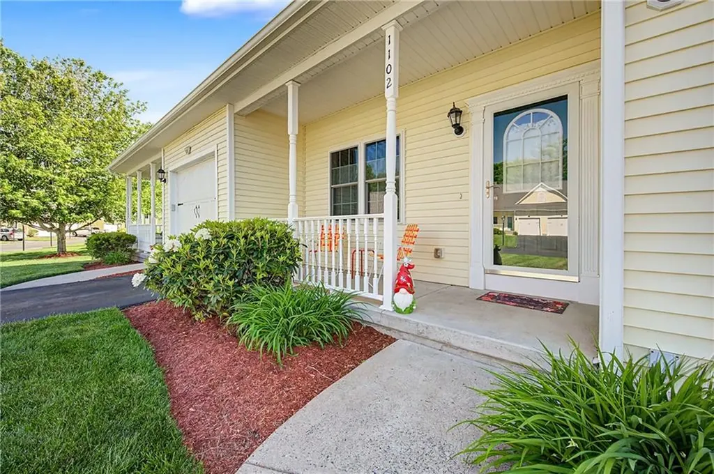 40 Old Louisquisset Pike North Smithfield RI 02896