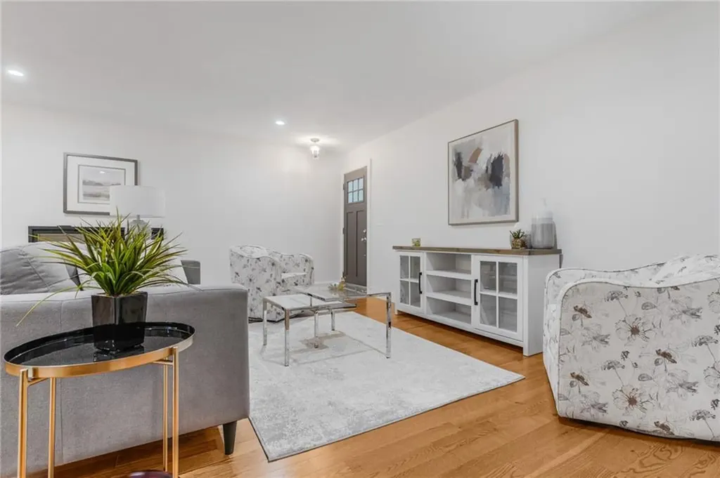 2 Trinity Way Johnston RI 02919