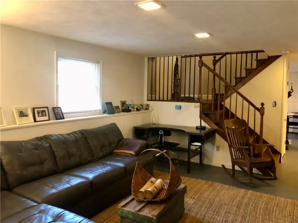 9 Hardwood Lane Westerly RI 02891