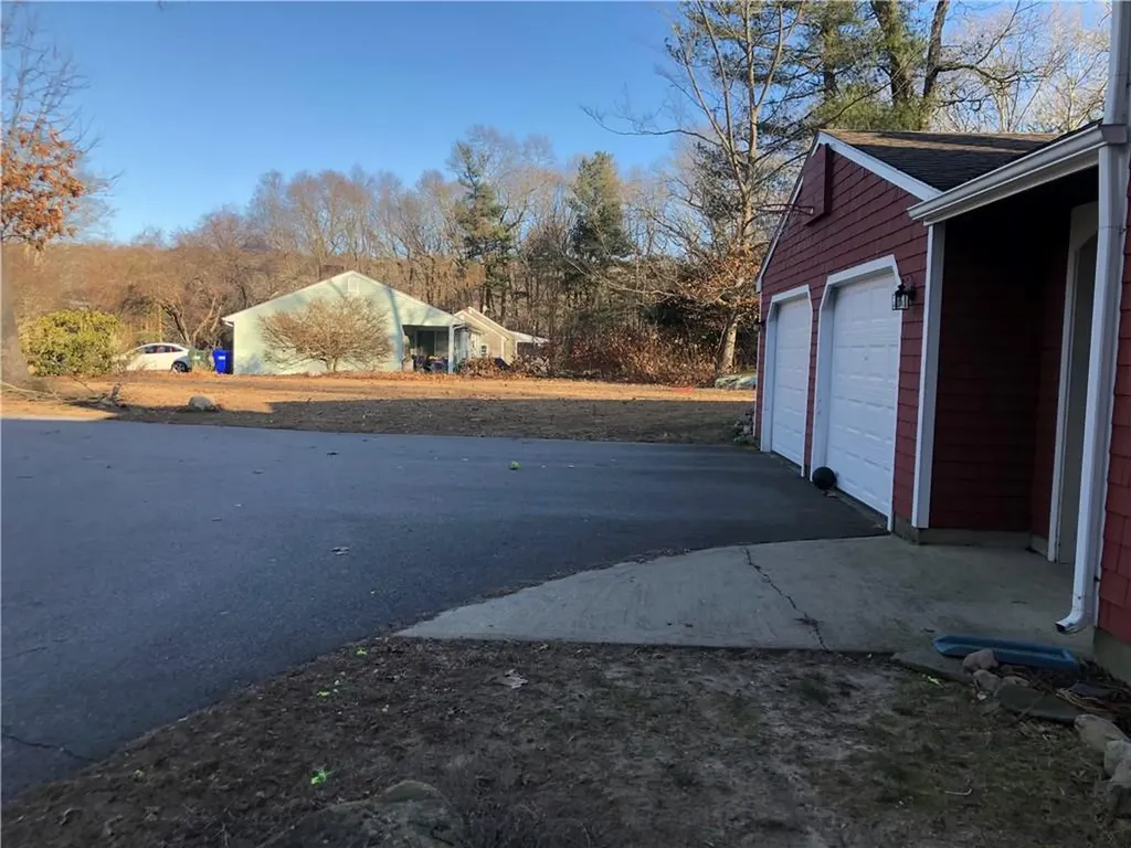 9 Hardwood Lane Westerly RI 02891