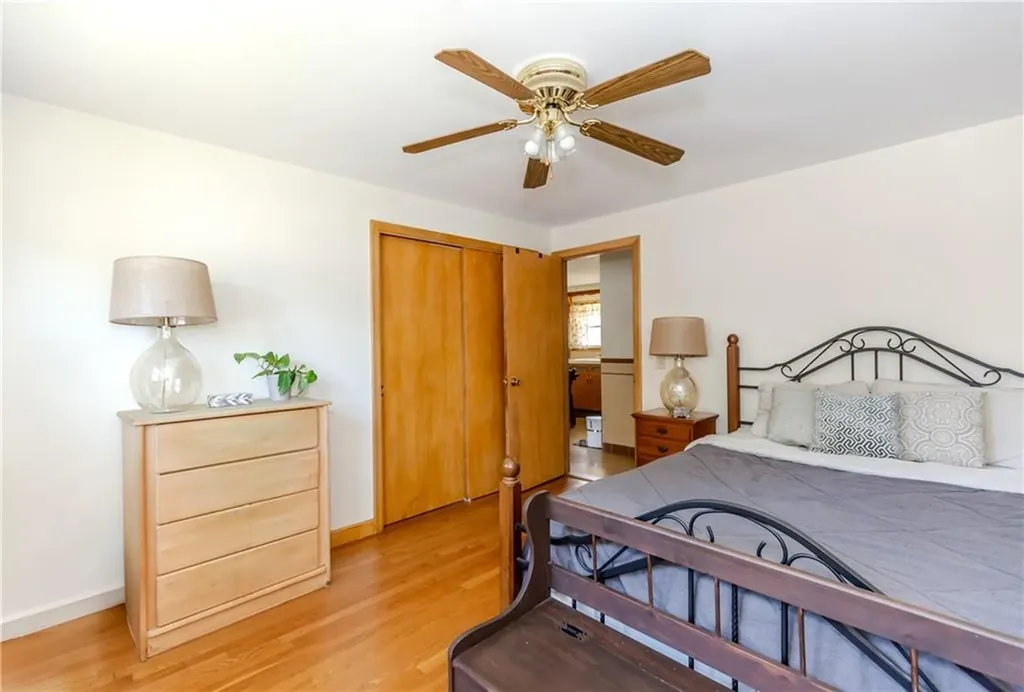 39 Fairview Avenue East Providence RI 02914