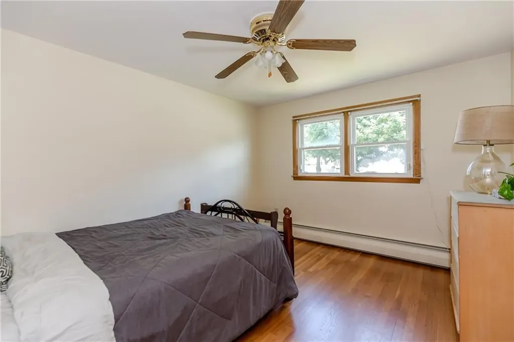 39 Fairview Avenue East Providence RI 02914