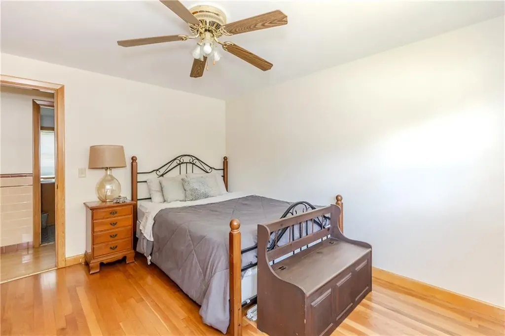 39 Fairview Avenue East Providence RI 02914
