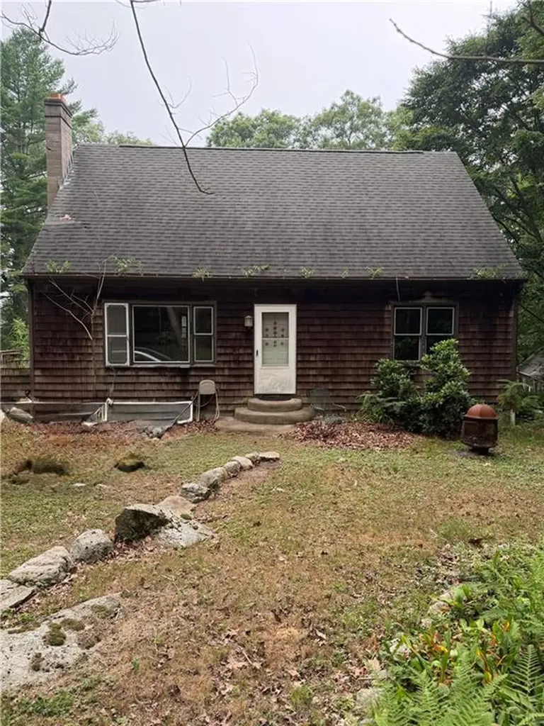 1911 South County Trail South Kingstown RI 02892