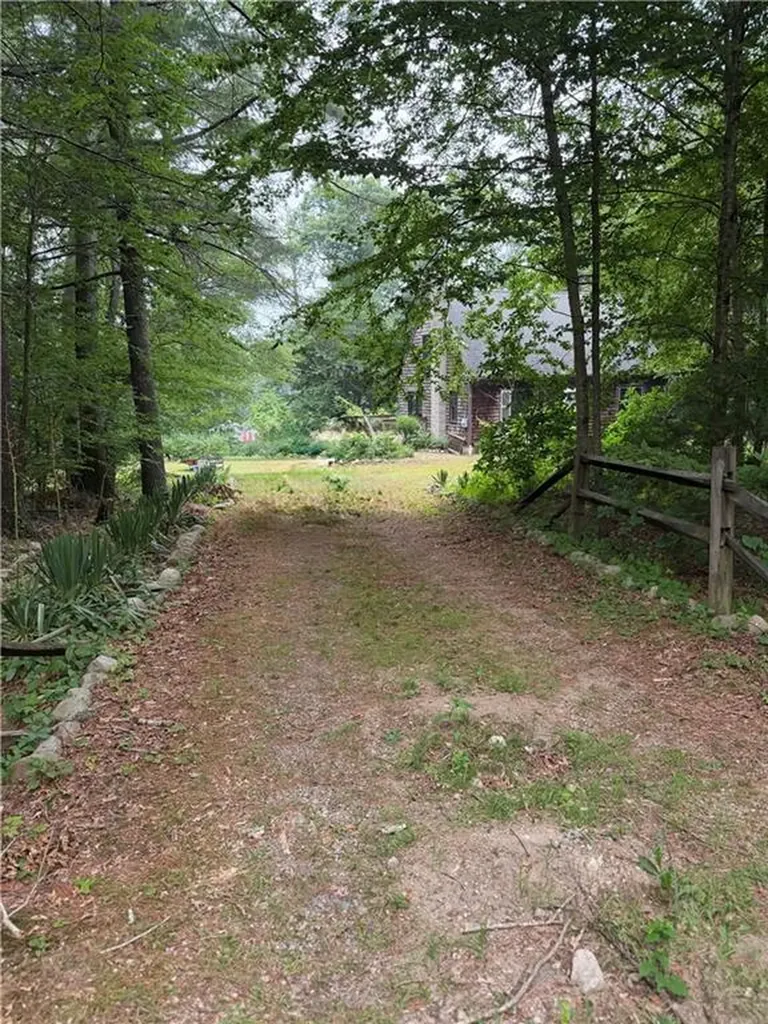 1911 South County Trail South Kingstown RI 02892