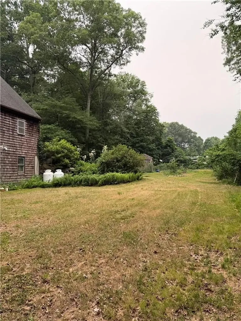 1911 South County Trail South Kingstown RI 02892