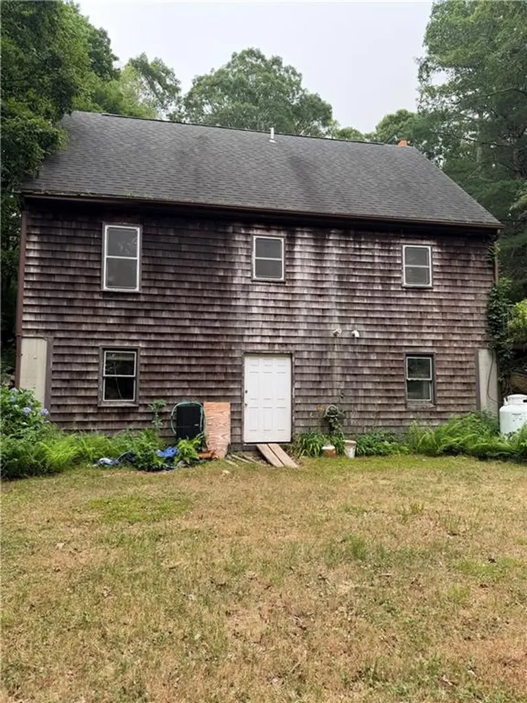 1911 South County Trail South Kingstown RI 02892