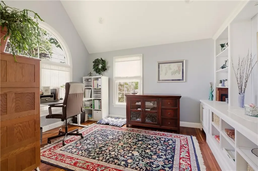 82 Clinton Avenue Jamestown RI 02835
