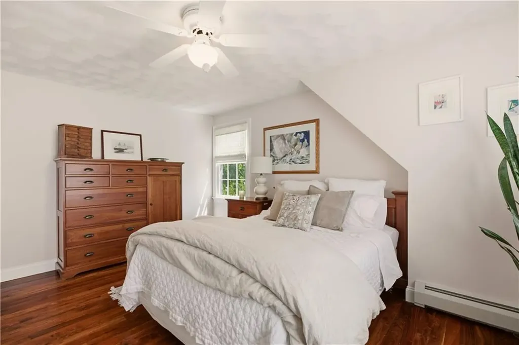 82 Clinton Avenue Jamestown RI 02835