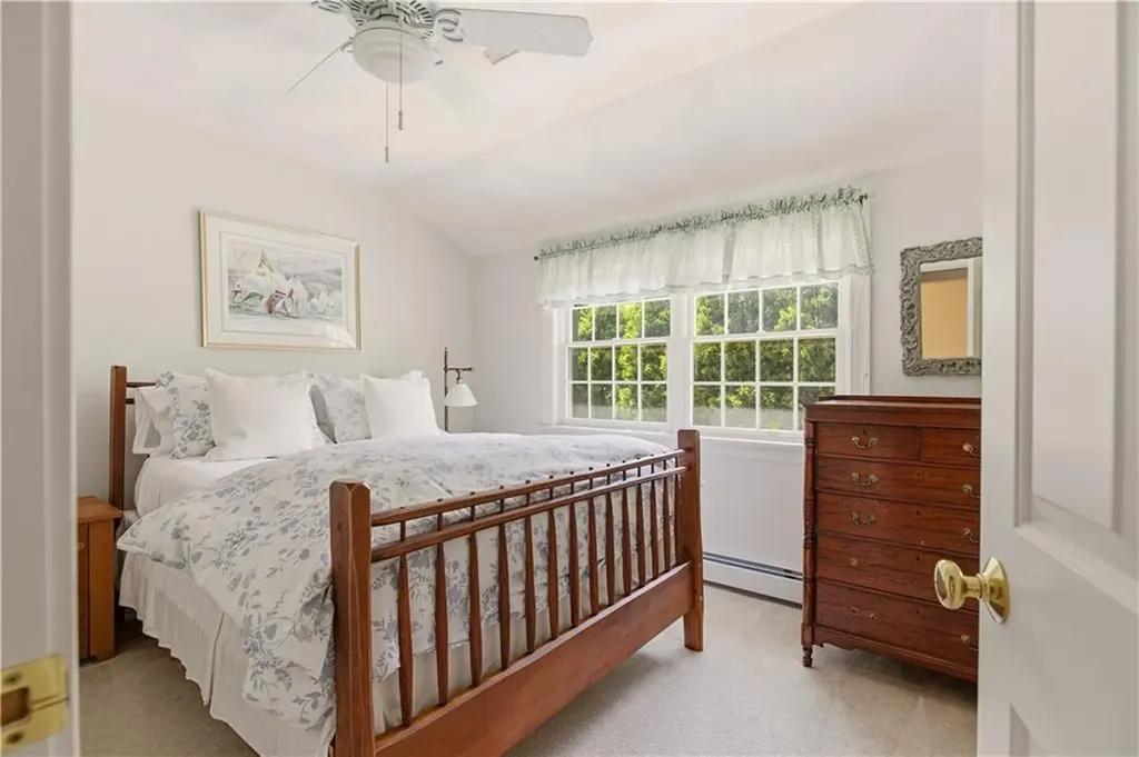82 Clinton Avenue Jamestown RI 02835