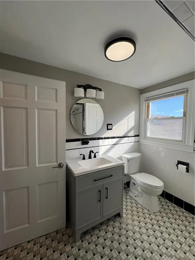 1822 Mineral Spring Avenue North Providence RI 02904