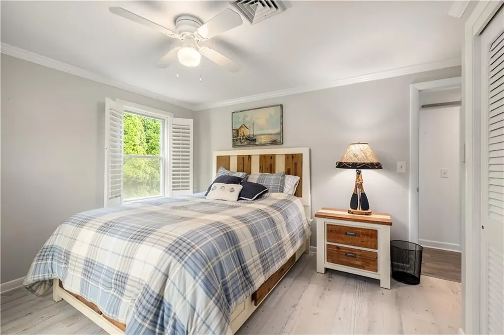 35 Willow Avenue Narragansett RI 02882