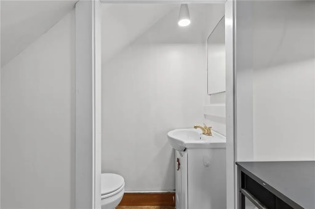 227 Angell Road Lincoln RI 02865