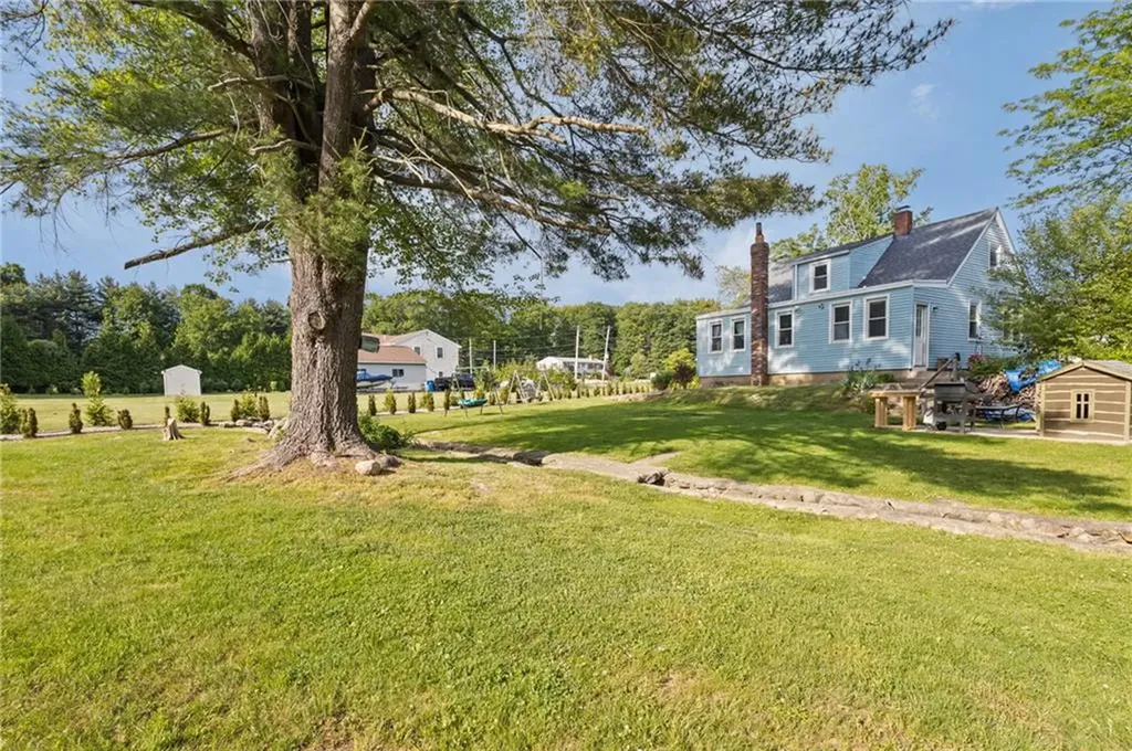 227 Angell Road Lincoln RI 02865