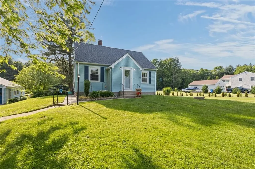 227 Angell Road Lincoln RI 02865