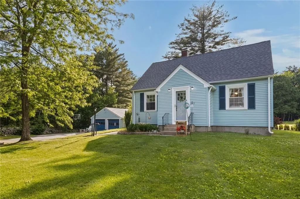 227 Angell Road Lincoln RI 02865