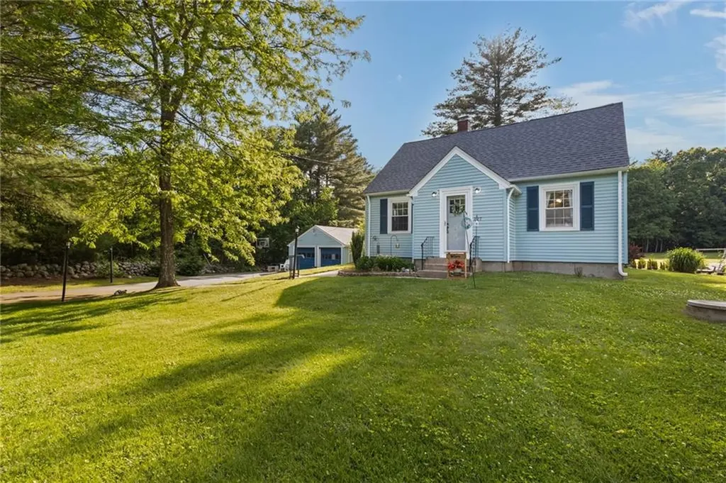 227 Angell Road Lincoln RI 02865